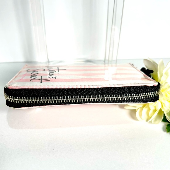 Victoria’s Secret Striped Zip Around Make Up Case Pink White Patent Mirror NWOT - Picture 4 of 6
